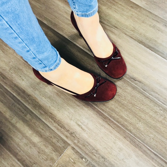 Stuart Weitzman Shoes - Authentic Stuart Weitzman pumps